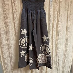Oli & Hali Charcoal Pants with White Peace Sign & Star Prints